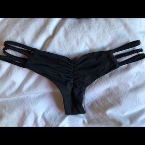 Midori Bikini Black Emmie Bottoms Small